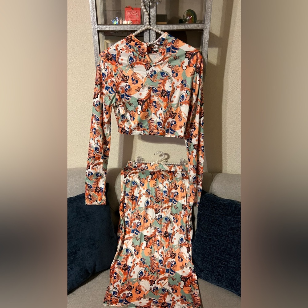 2pc Skirt set; Color: Multi-color; Size: Large